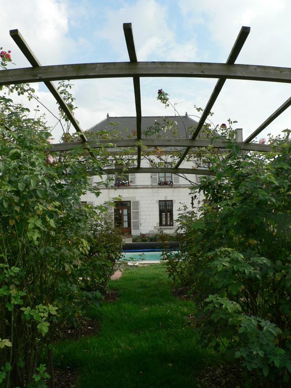 Entre Cour Et Jardin 호텔 Châlons-en-Champagne 외부 사진