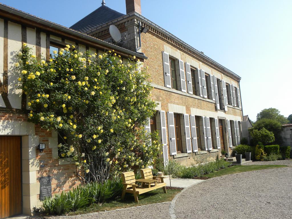 Entre Cour Et Jardin 호텔 Châlons-en-Champagne 외부 사진
